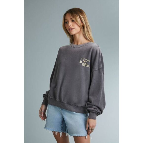 Forever 21 x Ford Collection Acid Wash Gray Embroidered Mustang Sweatshirt, 0X - Picture 1 of 7